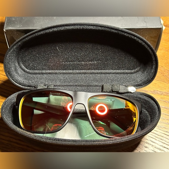 TYR Apollo HTS Sunglasses New In Box - Picture 5 of 6